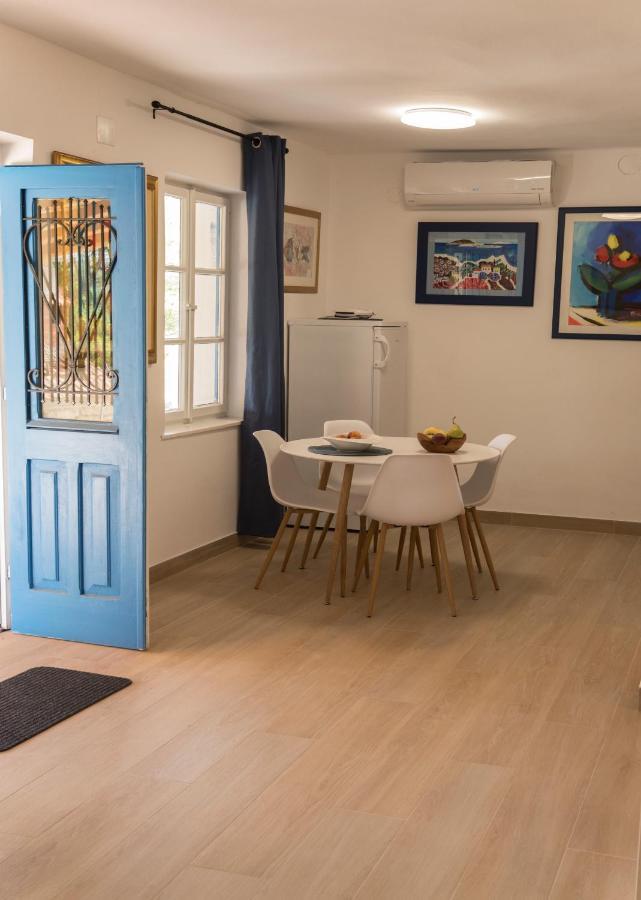 Studio Apartman Roza Ston Eksteriør bilde